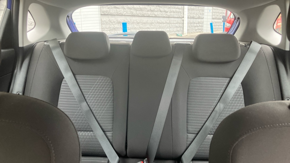 Hyundai i20 1.0T GDi 48V MHD SE Connect 5dr Petrol Hatchback - Image 15