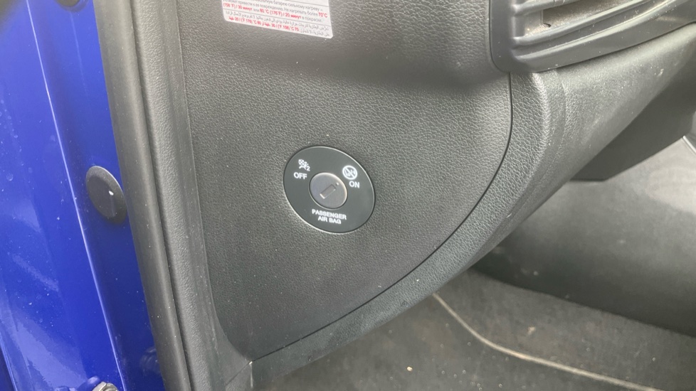 Hyundai i20 1.0T GDi 48V MHD SE Connect 5dr Petrol Hatchback - Image 37