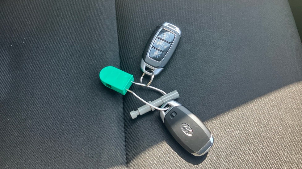 Hyundai KONA 1.0T GDi Blue Drive Premium 5dr Petrol Hatchback - Image 20