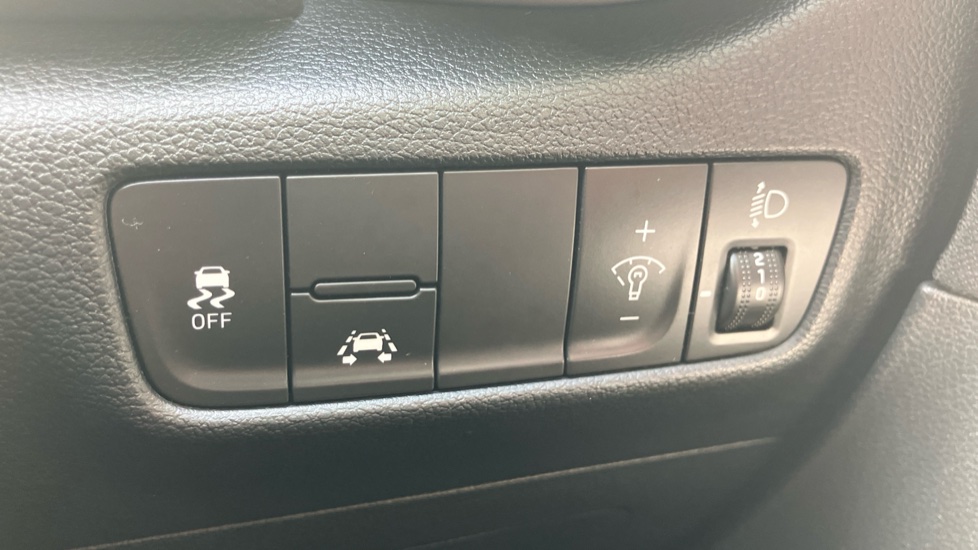 Hyundai KONA 1.0T GDi Blue Drive Premium 5dr Petrol Hatchback - Image 25