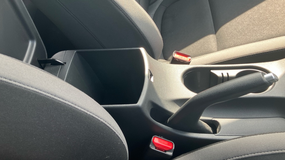 Hyundai KONA 1.0T GDi Blue Drive Premium 5dr Petrol Hatchback - Image 31