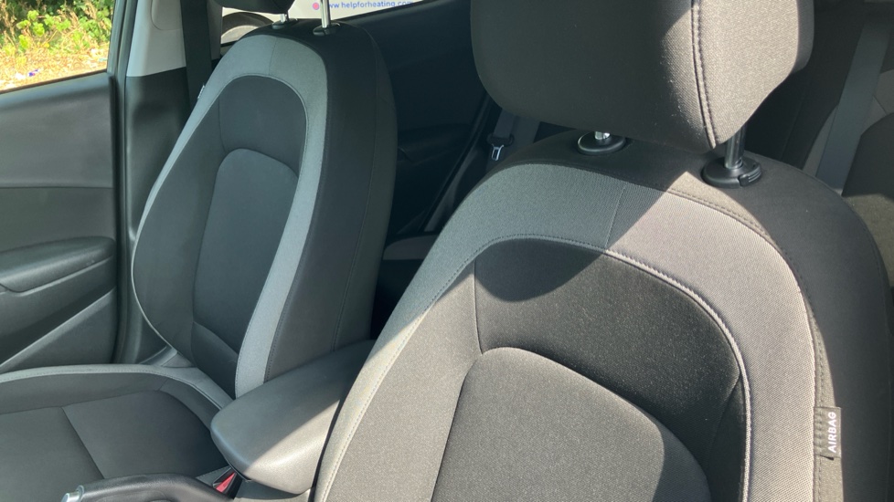 Hyundai KONA 1.0T GDi Blue Drive Premium 5dr Petrol Hatchback - Image 45