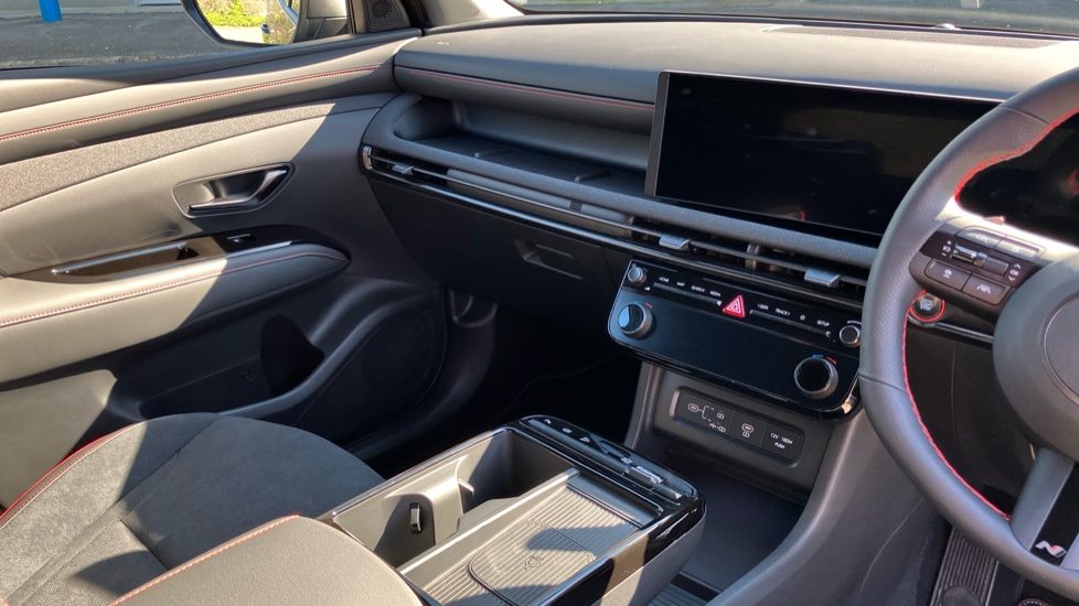 Hyundai TUCSON 1.6T 239 Hybrid N Line Edition 5dr Auto Hybrid Estate - Image 14