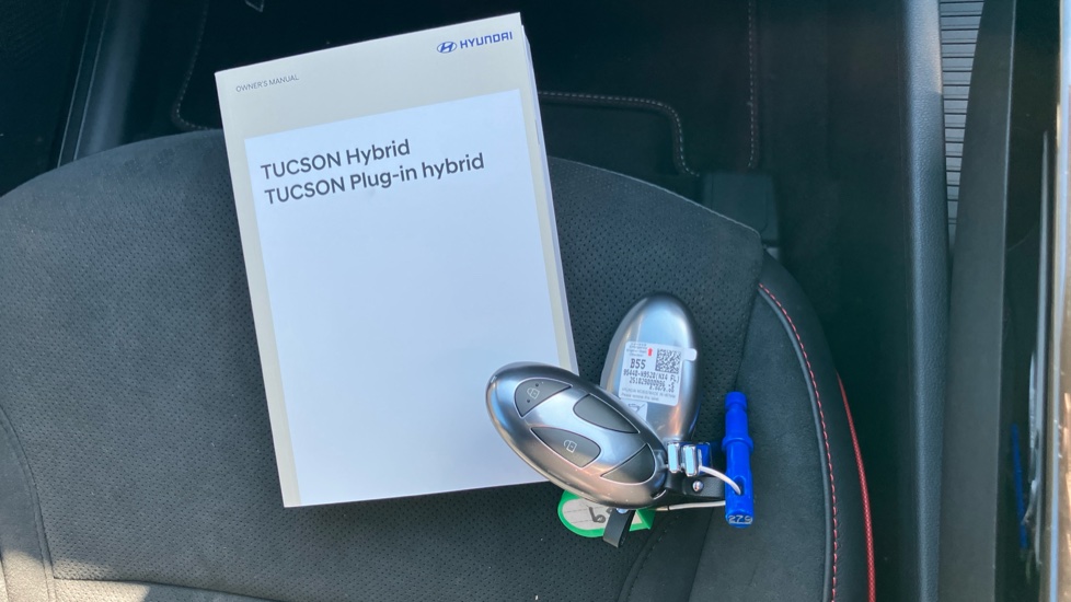 Hyundai TUCSON 1.6T 239 Hybrid N Line Edition 5dr Auto Hybrid Estate - Image 19