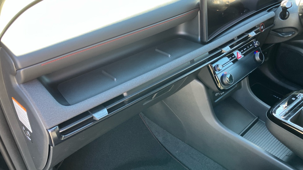 Hyundai TUCSON 1.6T 239 Hybrid N Line Edition 5dr Auto Hybrid Estate - Image 38
