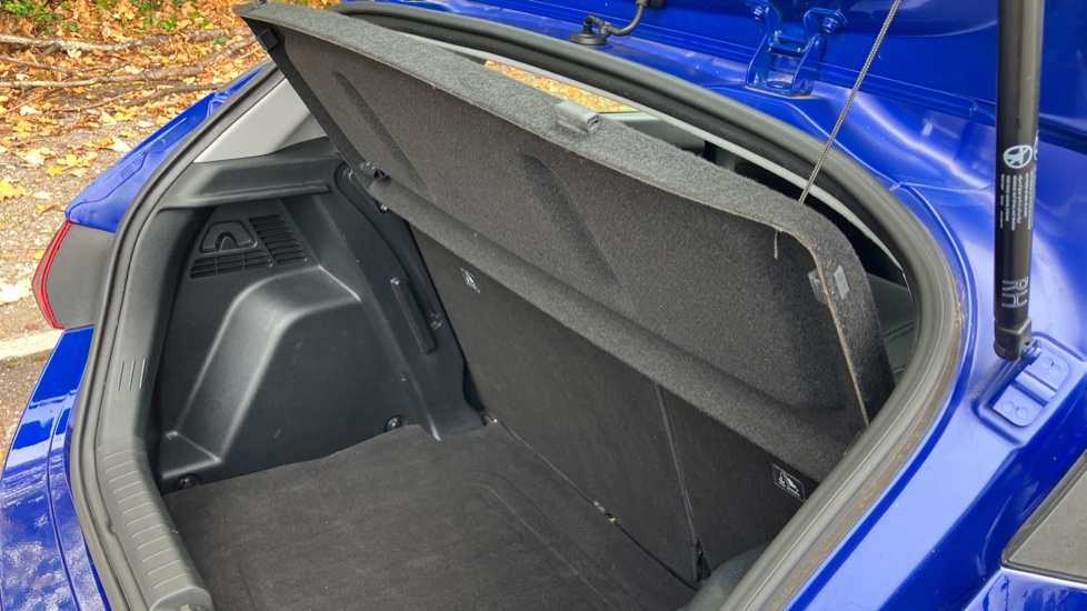 Hyundai i20 1.0T GDi Element 5dr Petrol Hatchback - Image 41