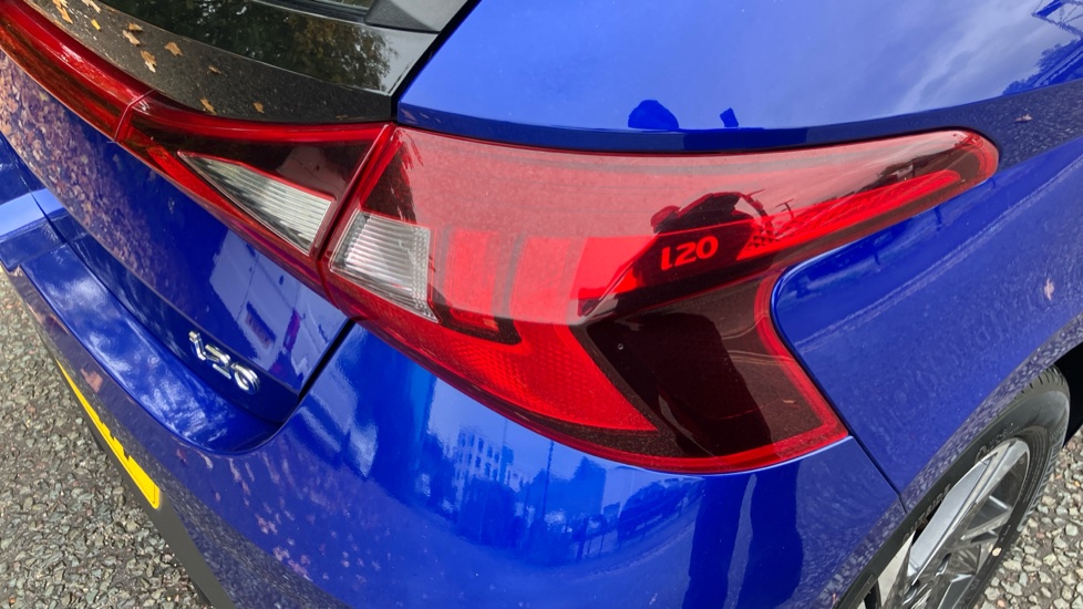 Hyundai i20 1.0T GDi Element 5dr Petrol Hatchback - Image 50