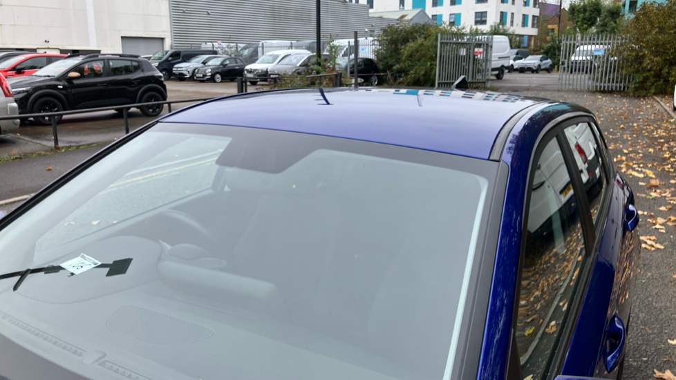 Hyundai i20 1.0T GDi Element 5dr Petrol Hatchback - Image 56