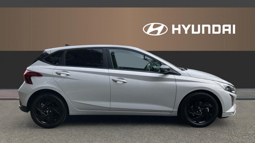 Hyundai i20 1.0T GDi 90 Black Line 5dr Petrol Hatchback - Image 5