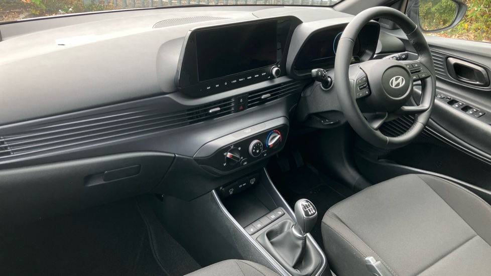 Hyundai i20 1.0T GDi 90 Black Line 5dr Petrol Hatchback - Image 9