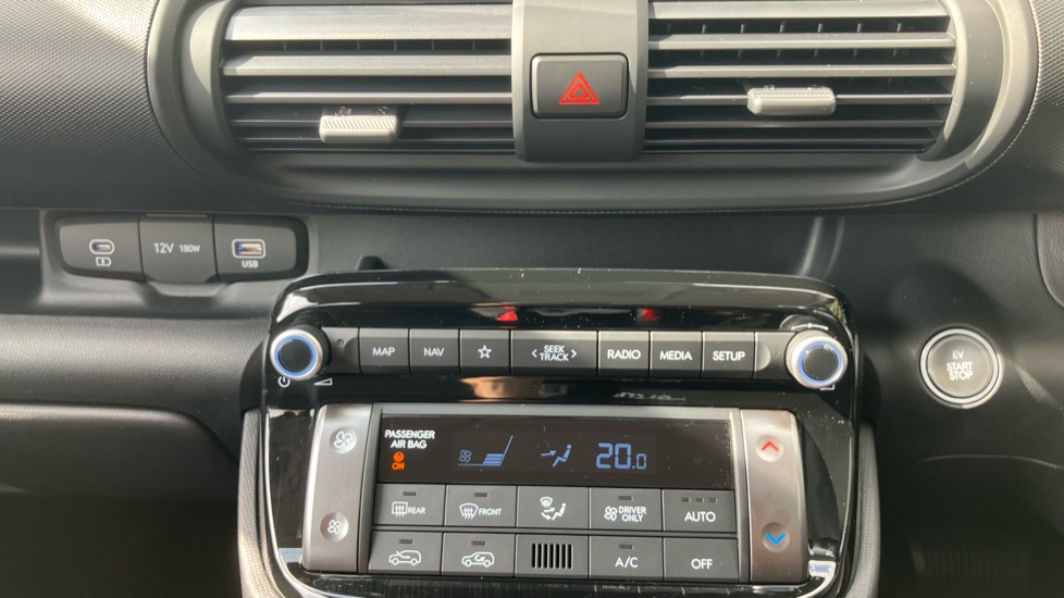 Hyundai INSTER 85kW 01 49kWh 5dr Auto Electric Hatchback - Image 30