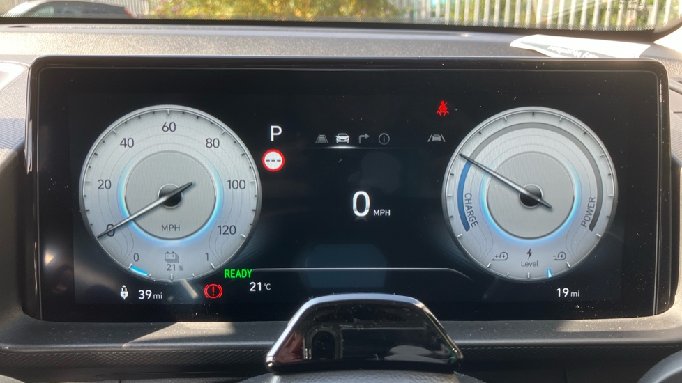 Hyundai INSTER 85kW 01 49kWh 5dr Auto Electric Hatchback - Image 18