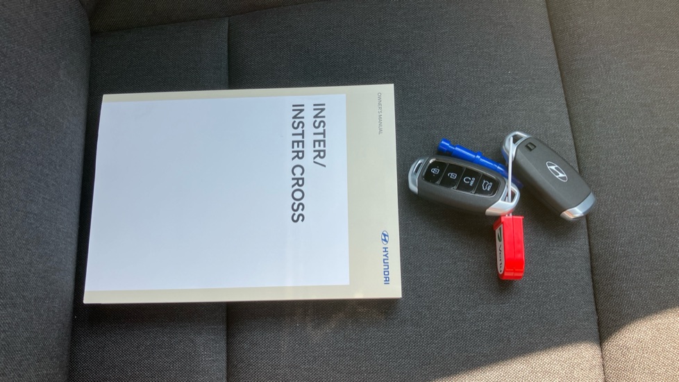 Hyundai INSTER 85kW 01 49kWh 5dr Auto Electric Hatchback - Image 19