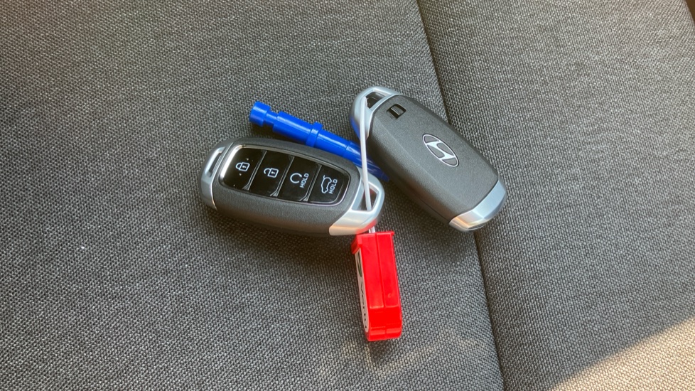 Hyundai INSTER 85kW 01 49kWh 5dr Auto Electric Hatchback - Image 20