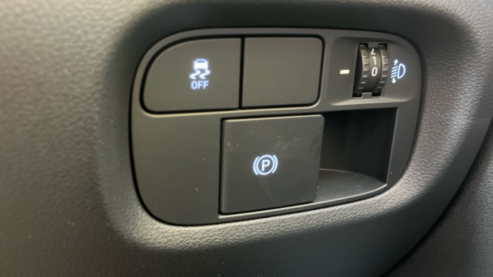 Hyundai INSTER 85kW 01 49kWh 5dr Auto Electric Hatchback - Image 27