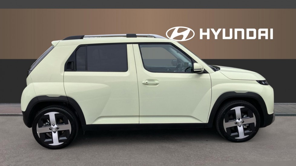 Hyundai INSTER 85kW 02 49kWh 5dr Auto Electric Hatchback - Image 5