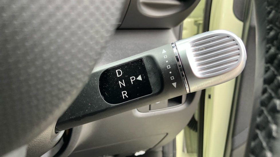 Hyundai INSTER 85kW 02 49kWh 5dr Auto Electric Hatchback - Image 13