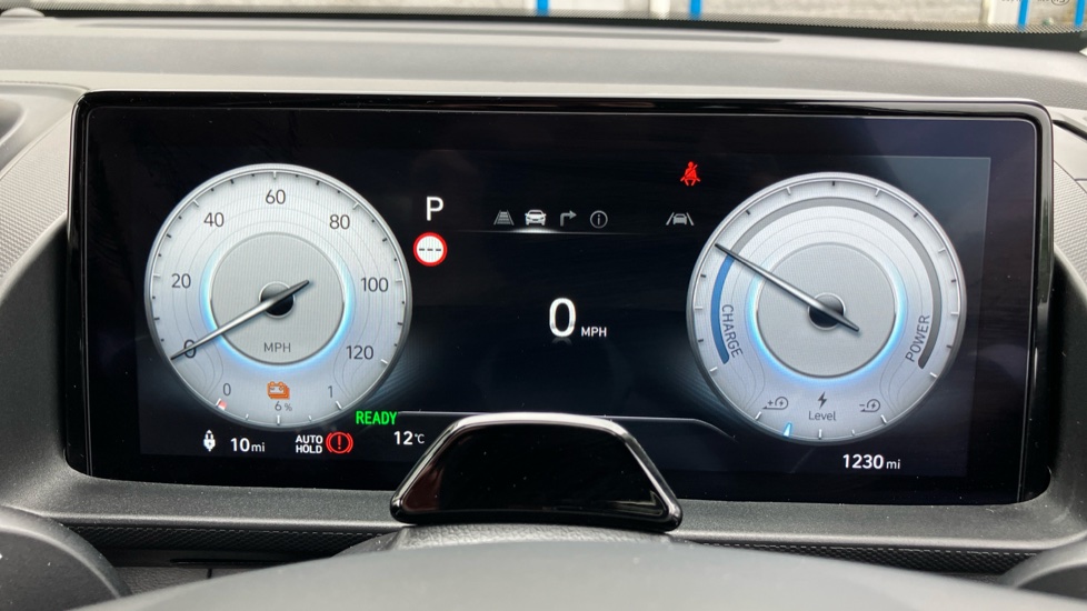Hyundai INSTER 85kW 02 49kWh 5dr Auto Electric Hatchback - Image 18