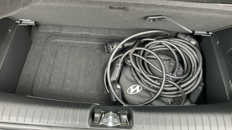 Hyundai INSTER 85kW 02 49kWh 5dr Auto Electric Hatchback - Image 22