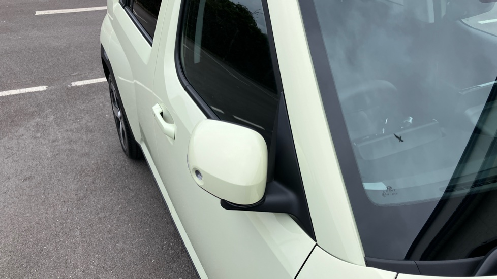 Hyundai INSTER 85kW 02 49kWh 5dr Auto Electric Hatchback - Image 26