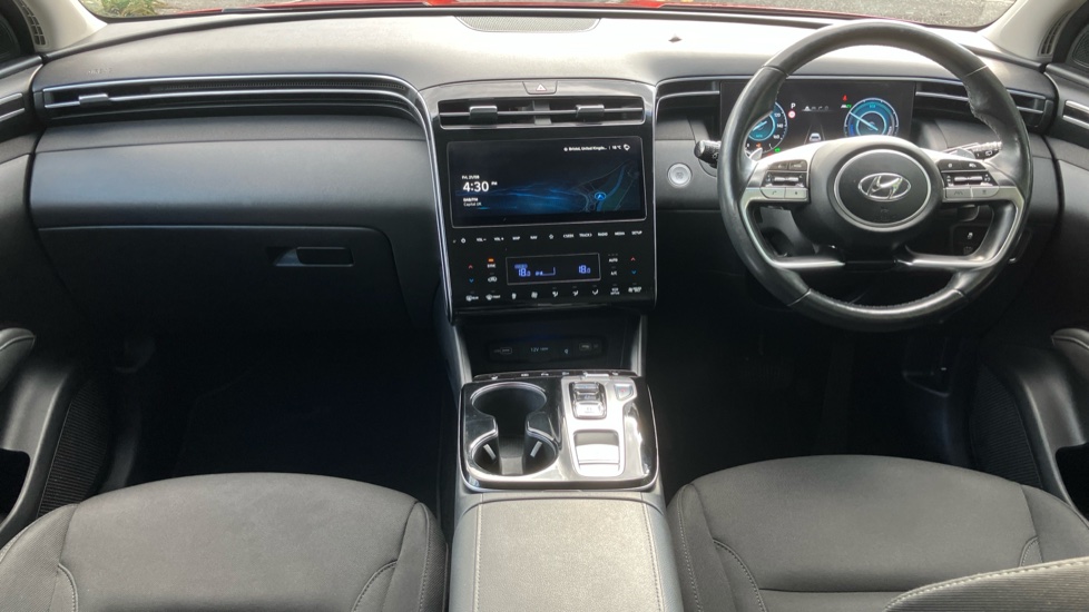 Hyundai TUCSON 1.6 TGDi Hybrid 230 Premium 5dr 2WD Auto Hybrid Estate - Image 10