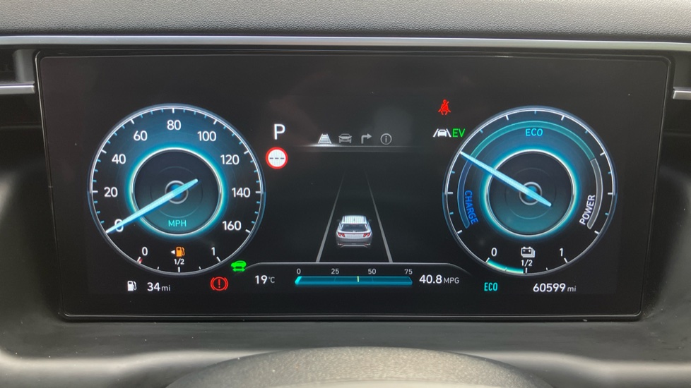 Hyundai TUCSON 1.6 TGDi Hybrid 230 Premium 5dr 2WD Auto Hybrid Estate - Image 18