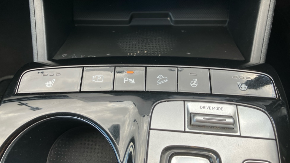 Hyundai TUCSON 1.6 TGDi Hybrid 230 Premium 5dr 2WD Auto Hybrid Estate - Image 31
