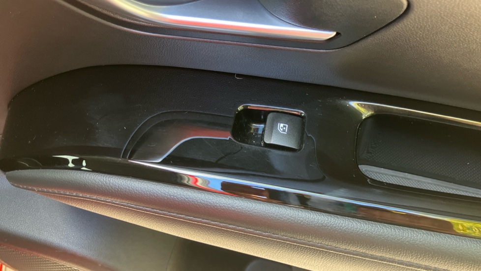 Hyundai TUCSON 1.6 TGDi Hybrid 230 Premium 5dr 2WD Auto Hybrid Estate - Image 43