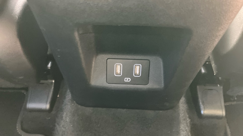 Hyundai TUCSON 1.6 TGDi Hybrid 230 Premium 5dr 2WD Auto Hybrid Estate - Image 46