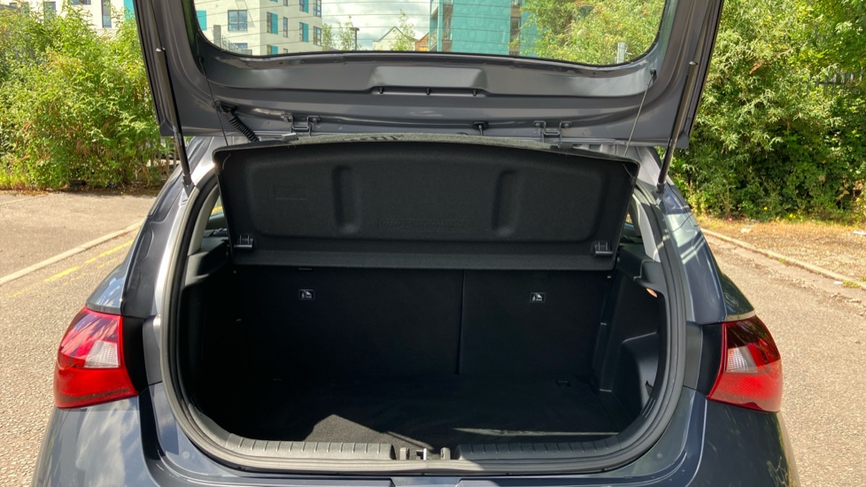 Hyundai i20 1.0T GDi 48V MHD SE Connect 5dr Petrol Hatchback - Image 4