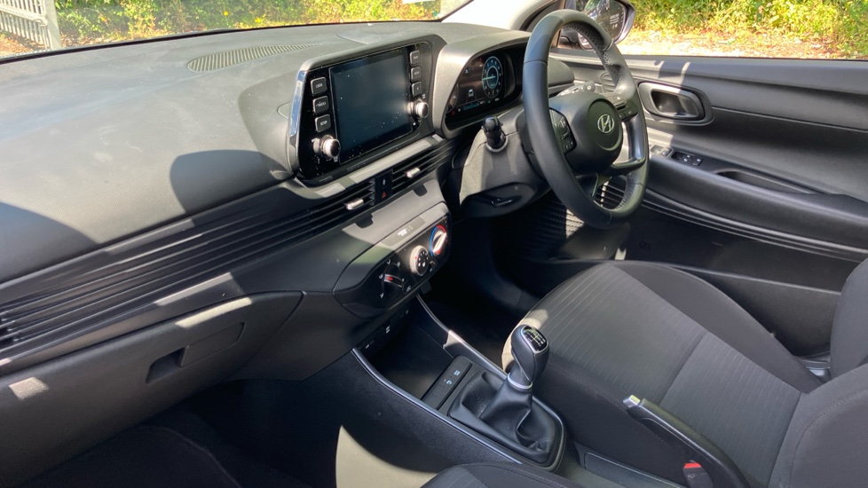 Hyundai i20 1.0T GDi 48V MHD SE Connect 5dr Petrol Hatchback - Image 9