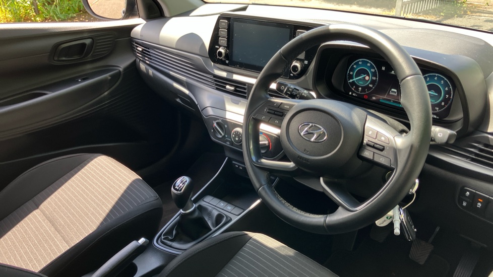 Hyundai i20 1.0T GDi 48V MHD SE Connect 5dr Petrol Hatchback - Image 11