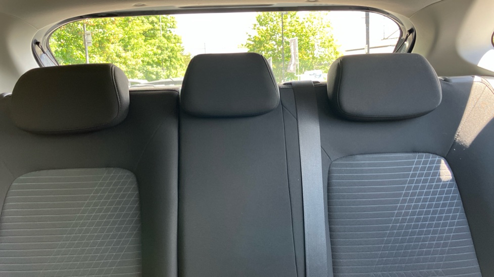 Hyundai i20 1.0T GDi 48V MHD SE Connect 5dr Petrol Hatchback - Image 15