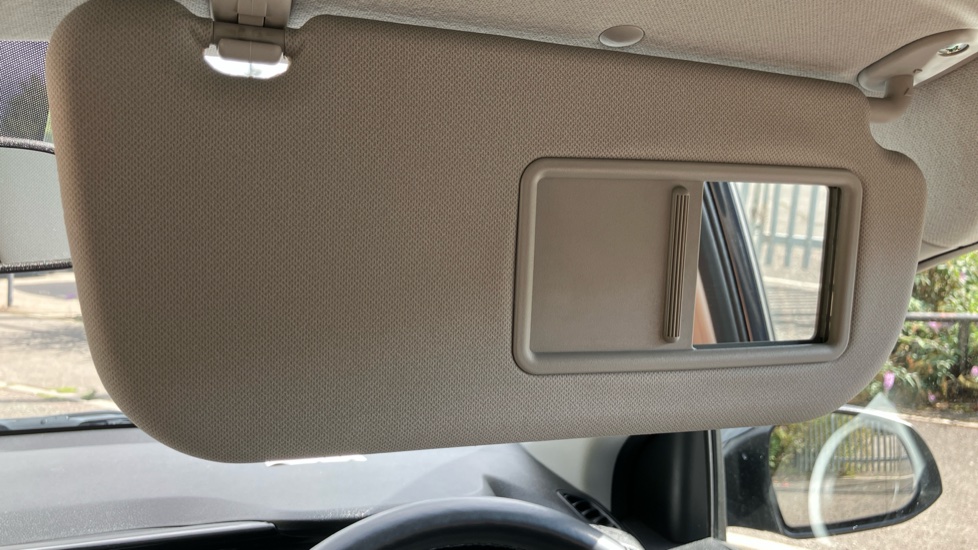 Hyundai i10 1.0 MPi Premium 5dr Petrol Hatchback - Image 35