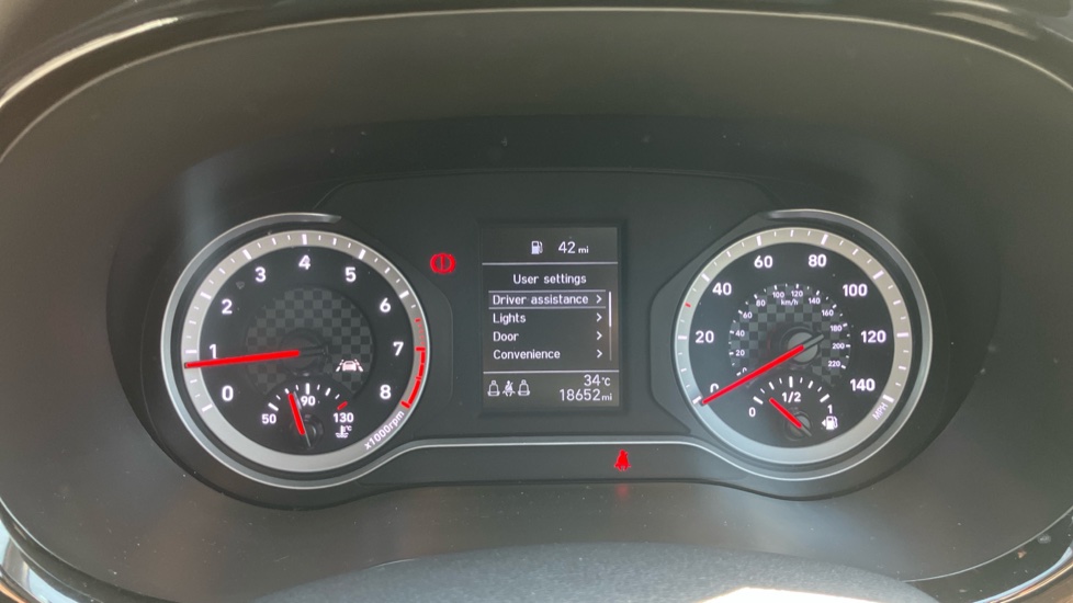 Hyundai i10 1.0 MPi Premium 5dr Petrol Hatchback - Image 18