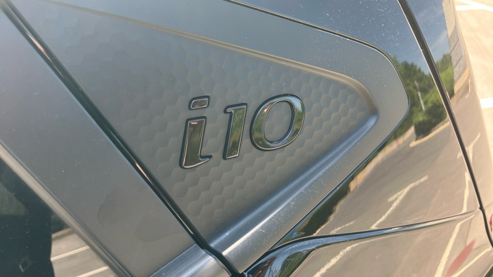 Hyundai i10 1.0 MPi Premium 5dr Petrol Hatchback - Image 49