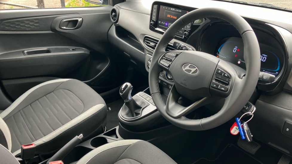Hyundai i10 1.0 [63] Advance 5dr Auto [Nav] Petrol Hatchback - Image 11