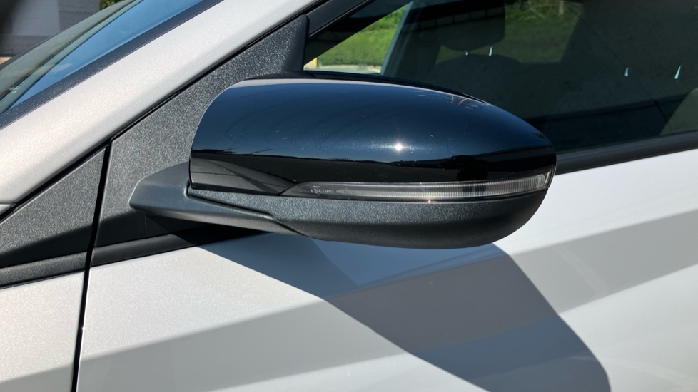 Hyundai i20 1.0T GDi 90 Black Line 5dr Petrol Hatchback - Image 52