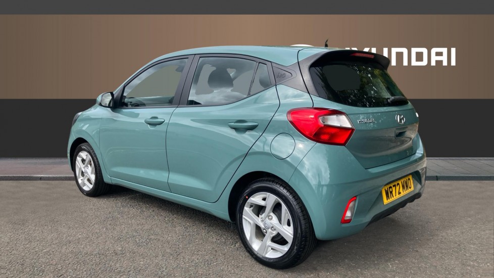 Hyundai i10 1.2 MPi SE Connect 5dr Petrol Hatchback - Image 2