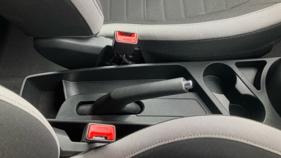 Hyundai i10 1.2 MPi SE Connect 5dr Petrol Hatchback - Image 30