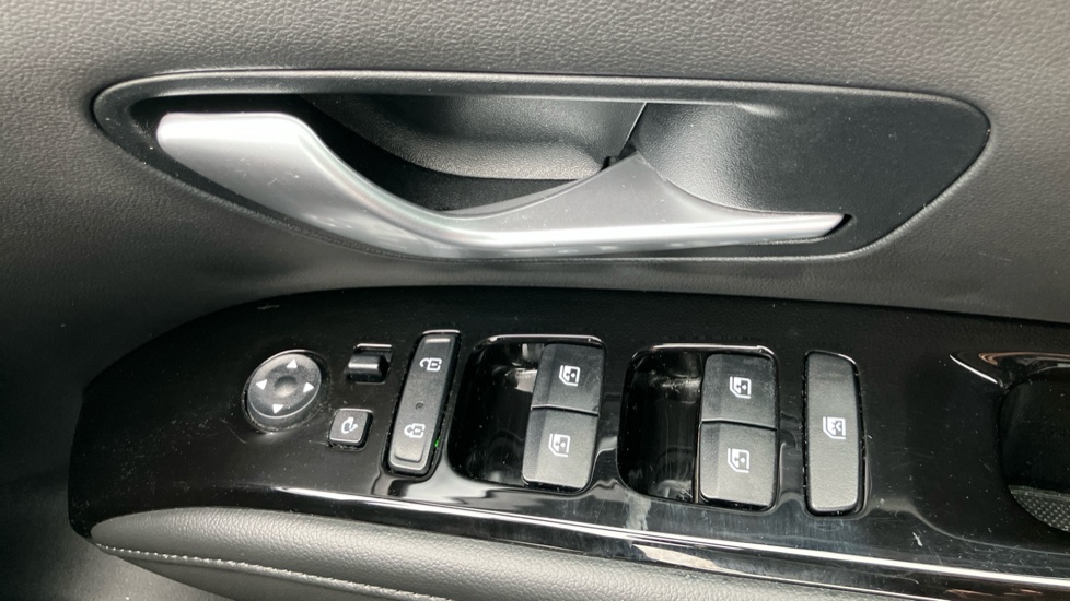 Hyundai TUCSON 1.6 TGDi Ultimate 5dr 2WD Petrol Estate - Image 39