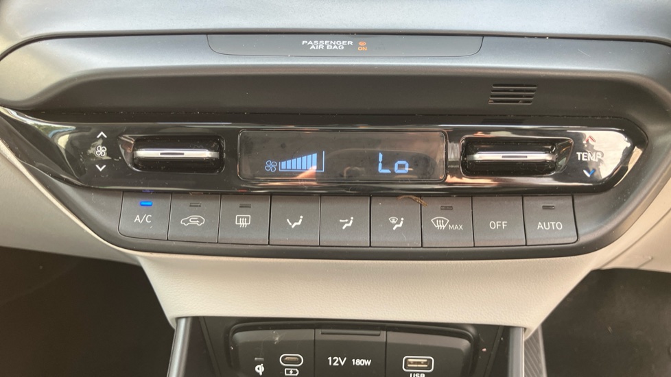 Hyundai BAYON 1.0 TGDi Ultimate 5dr DCT Petrol Hatchback - Image 24