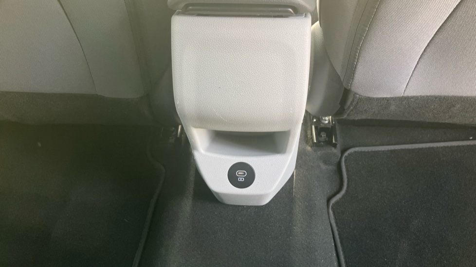 Hyundai BAYON 1.0 TGDi Ultimate 5dr DCT Petrol Hatchback - Image 35