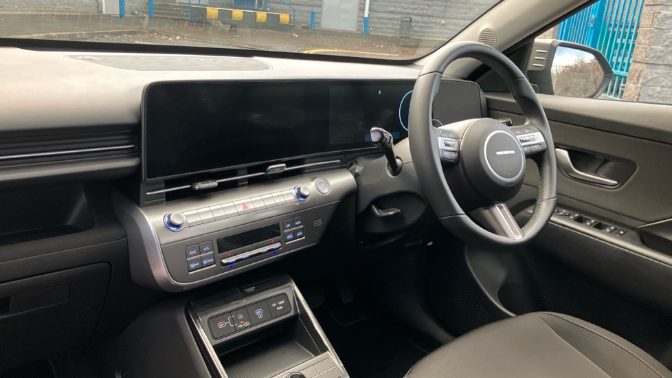 Hyundai KONA 1.6T 138 Advance 5dr DCT Petrol Hatchback - Image 9