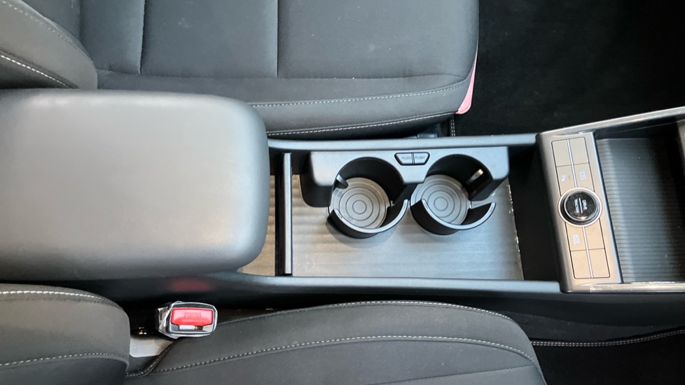 Hyundai KONA 1.6T 138 Advance 5dr DCT Petrol Hatchback - Image 40