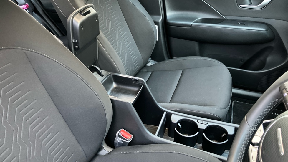 Hyundai KONA 1.6T 138 Advance 5dr DCT Petrol Hatchback - Image 41