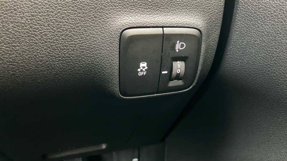 Hyundai i10 1.2 MPi Premium 5dr Auto Petrol Hatchback - Image 27
