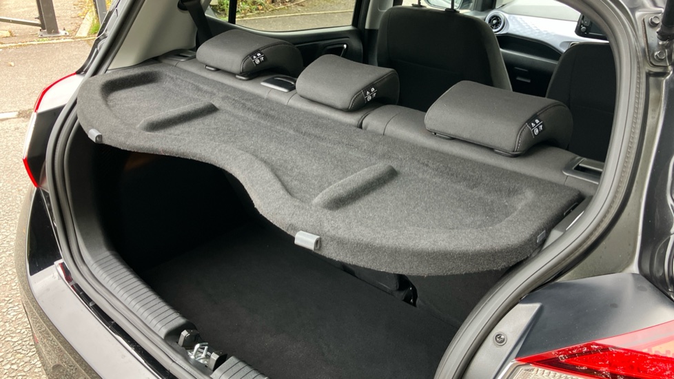 Hyundai i10 1.2 MPi Premium 5dr Auto Petrol Hatchback - Image 43
