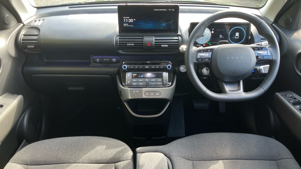 Hyundai INSTER 85kW 02 49kWh 5dr Auto Electric Hatchback - Image 10