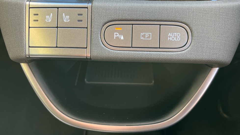 Hyundai INSTER 85kW 02 49kWh 5dr Auto Electric Hatchback - Image 31